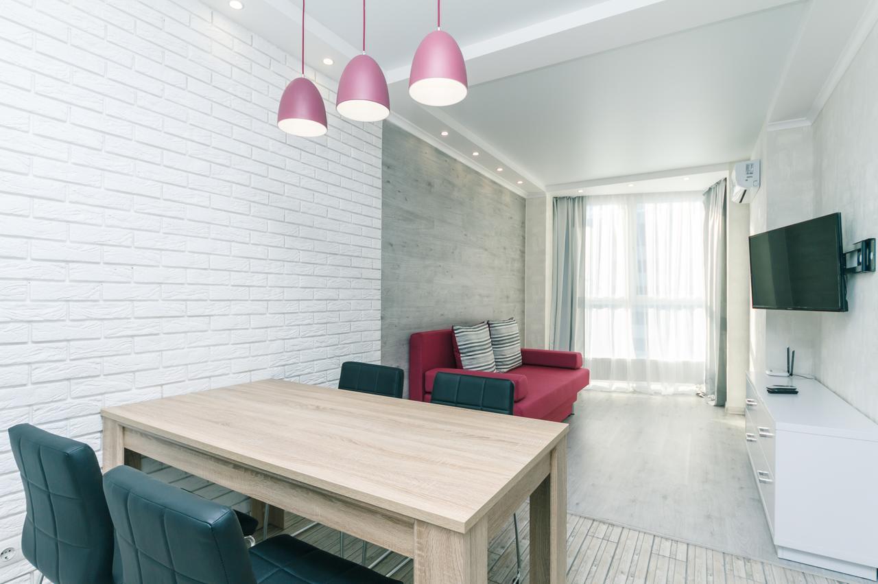 Flatrent Drahomanova 2A Apartamento Kiev Exterior foto