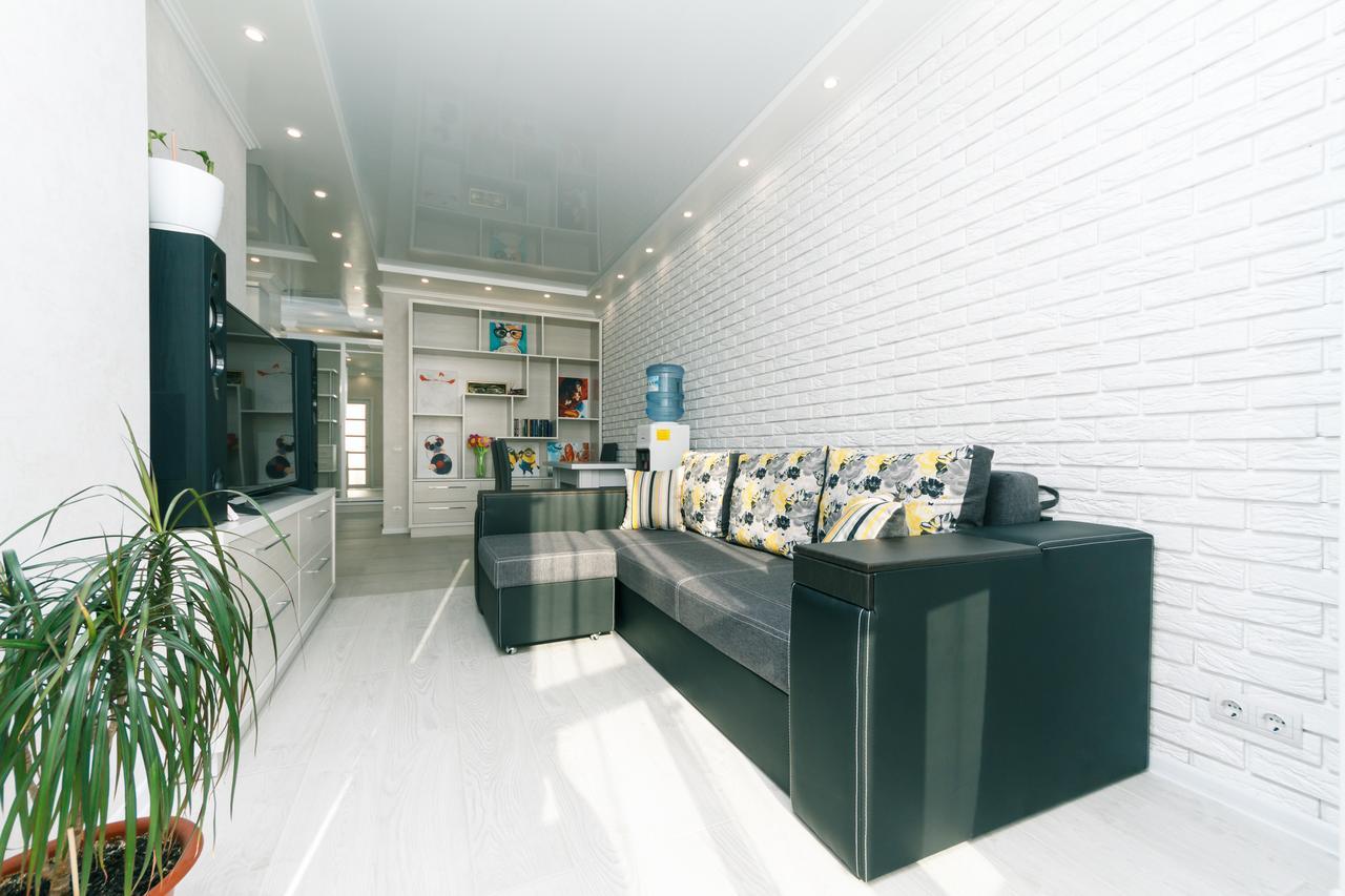 Flatrent Drahomanova 2A Apartamento Kiev Exterior foto